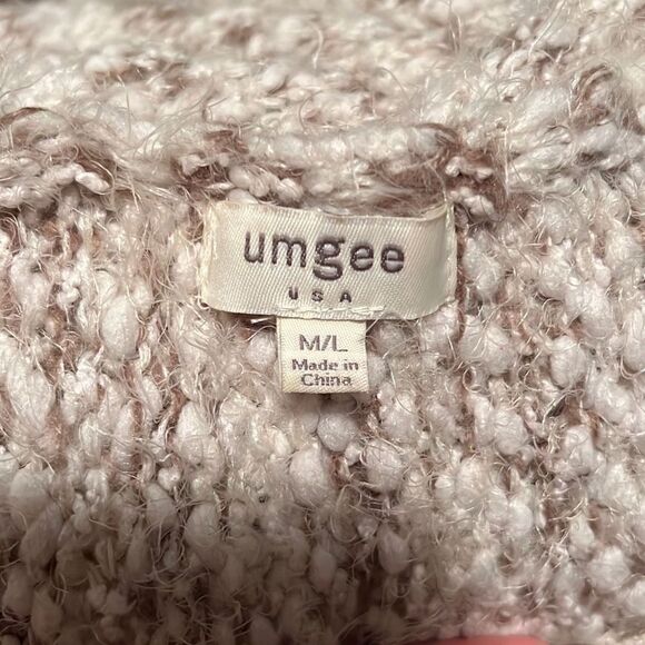 Umgee Women's Taupe Cream Scoop Neck Chunky Popcorn Knit Fringe Sweater Shrug - Picture 6 of 7